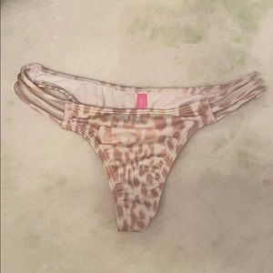 VS Cheeky Cheetah Bottoms
